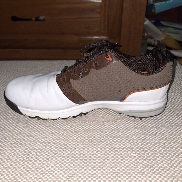 FootJoy Contour Men\'s White and Brown Golf Shoes In A Size 8.5M Great Condition main image 11